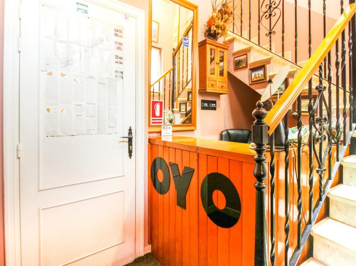 Oyo Hospedaje El Gato Segovia Luaran gambar